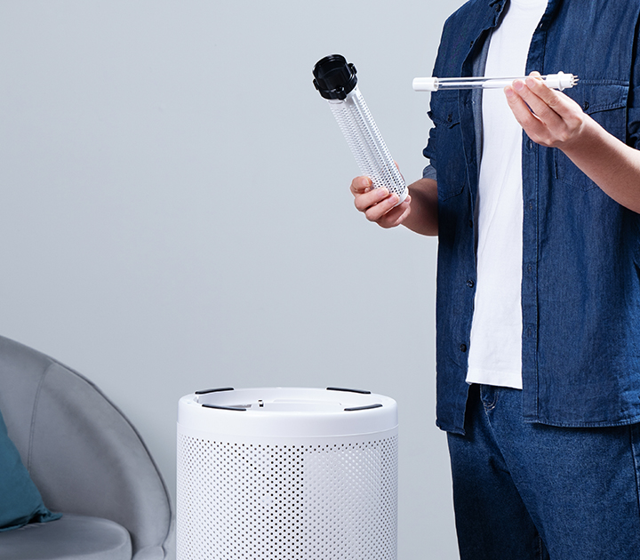 UV-Photo catalyst system destroys harmful chemical pollutants